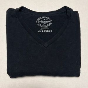 AE Legend Mens v neck tee